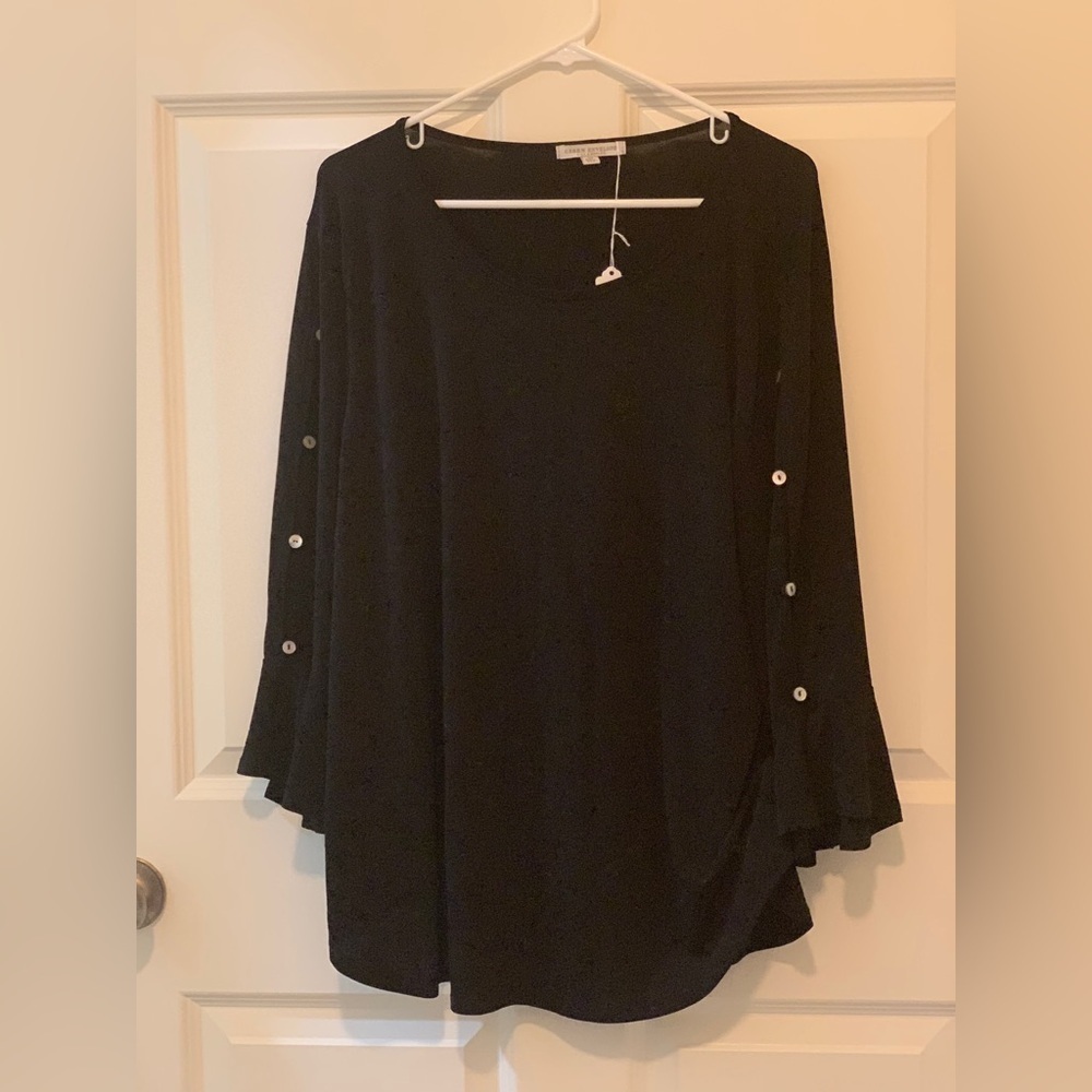 Green Envelope Elegant Black Women's Top.  Size-2XL